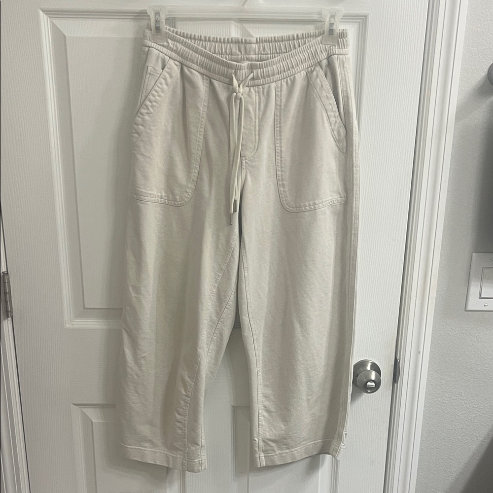 Athleta Women’s Light Beige Joggers